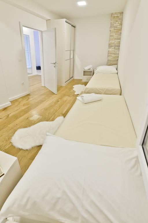 Apartment Domalu Old Town Zára Kültér fotó